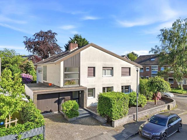 Wohnung kaufen in Hahnwald, Köln