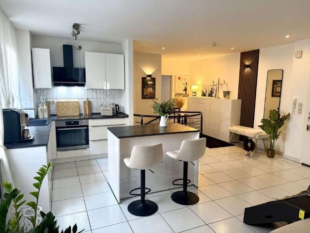 Wohnung kaufen in Wahnheide, Köln