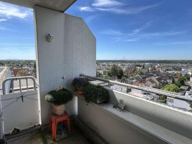Wohnung kaufen in Rodenkirchen, Köln
