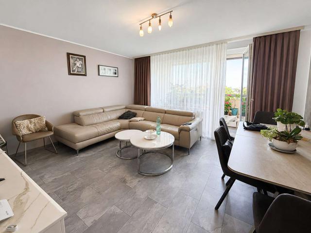 Wohnung kaufen in Weidenpesch, Köln