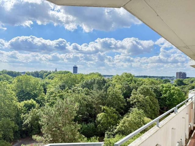 Wohnung kaufen in Rodenkirchen, Köln