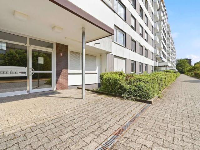 Wohnung kaufen in Zollstock, Köln