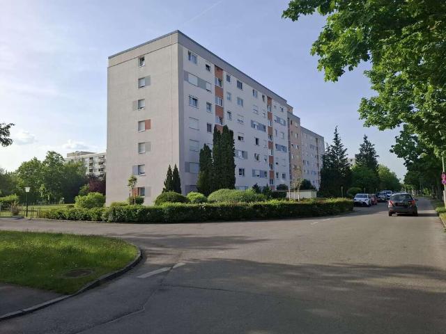 Wohnung kaufen in Königsbrunn, Bayern