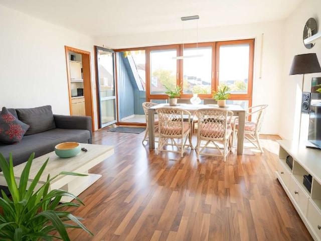 Wohnung kaufen in Königsbrunn, Bayern