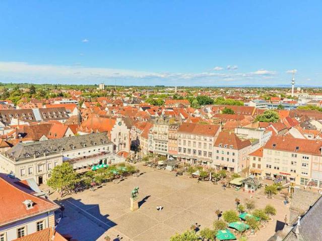 Wohnung kaufen in Kernstadt, Landau