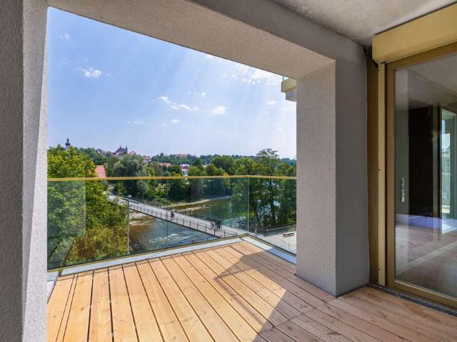 Wohnung kaufen in Ellighofen, Bayern