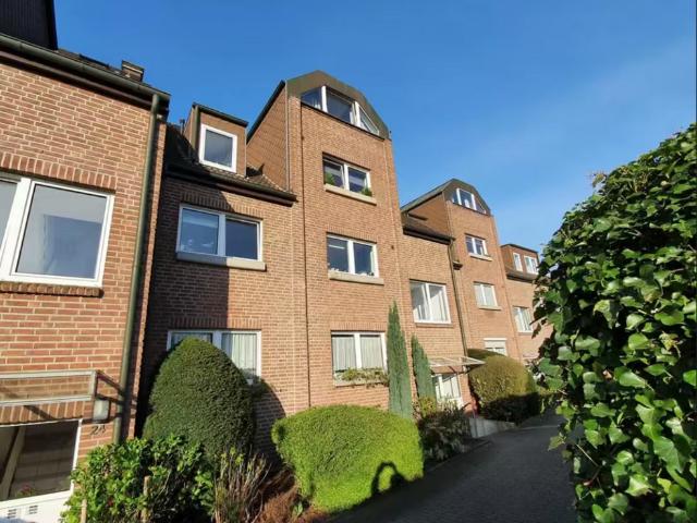 Wohnung kaufen in Necklenbroich, Meerbusch