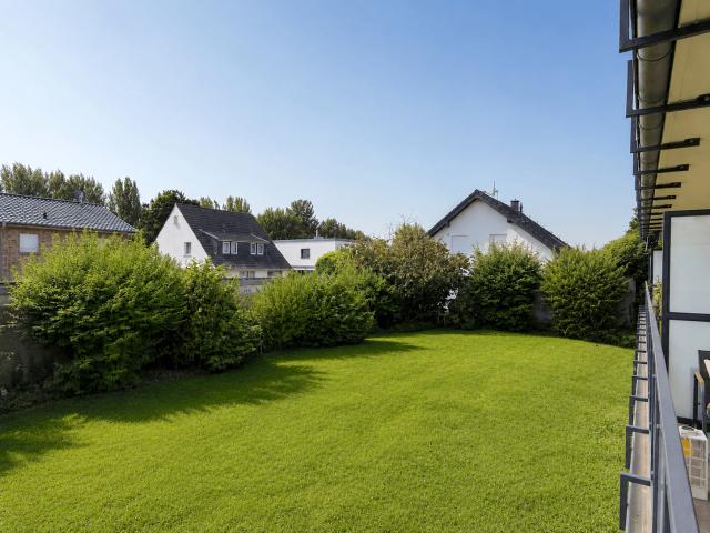 Wohnung kaufen in Langst-Kierst, Meerbusch