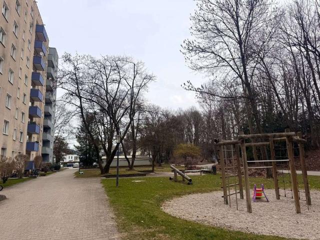 Wohnung kaufen in Thalkirchen-Obersendling-Forstenried-Fürstenried-Solln, München