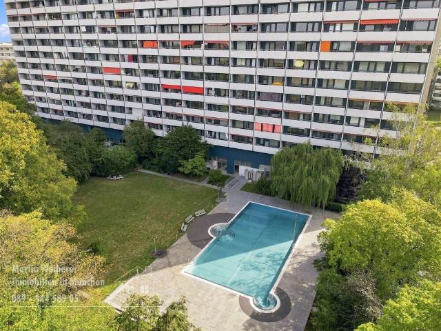 Wohnung kaufen in Thalkirchen-Obersendling-Forstenried-Fürstenried-Solln, München