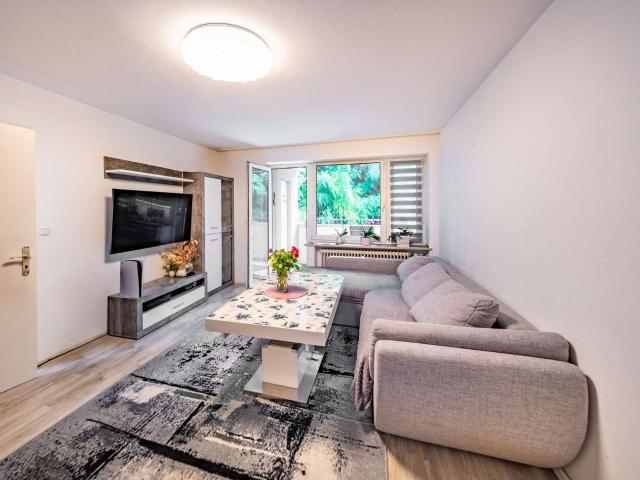 Wohnung kaufen in Thalkirchen-Obersendling-Forstenried-Fürstenried-Solln, München