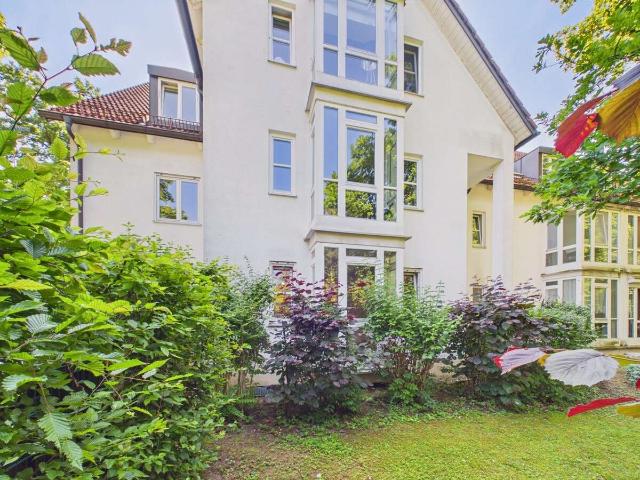 Wohnung kaufen in Thalkirchen-Obersendling-Forstenried-Fürstenried-Solln, München