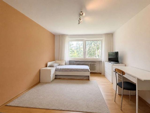 Wohnung kaufen in Thalkirchen-Obersendling-Forstenried-Fürstenried-Solln, München