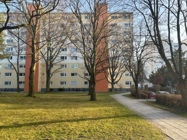 Wohnung kaufen in Feldmoching-Hasenbergl, München