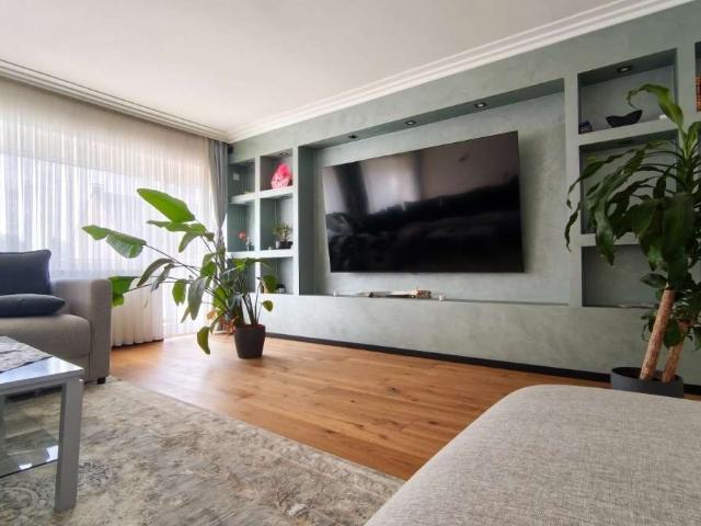 Wohnung kaufen in Milbertshofen-Am Hart, München