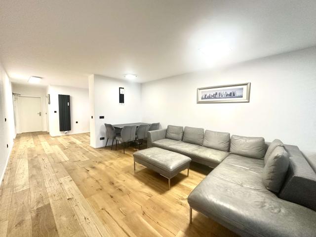 Wohnung kaufen in Thalkirchen-Obersendling-Forstenried-Fürstenried-Solln, München