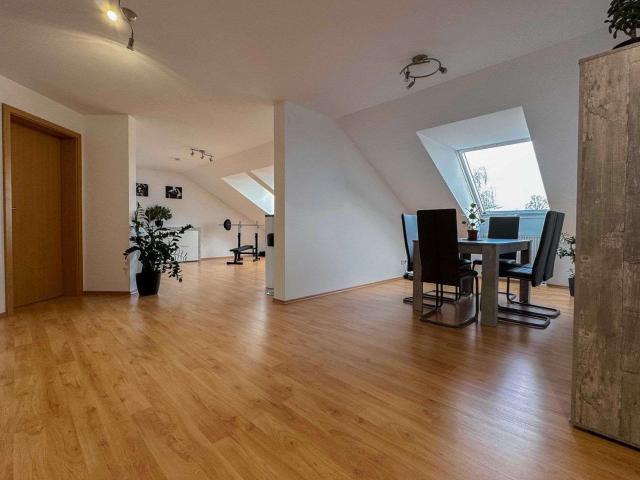 Wohnung kaufen in Obermichelbach, Bayern