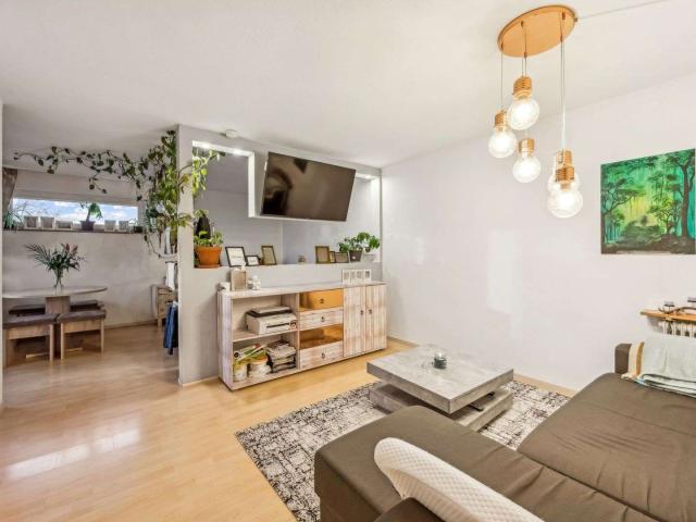 Wohnung kaufen in Nellingen, Baden-Württemberg