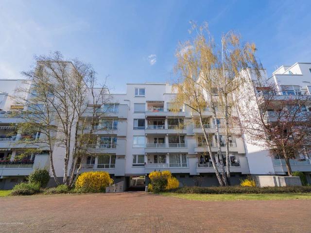 Wohnung kaufen in Ottobrunn, Bayern