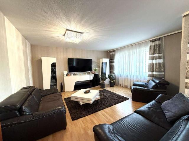 Wohnung kaufen in Petersberg, Hessen