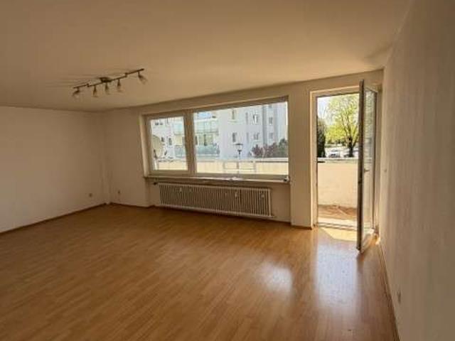 Wohnung kaufen in Putzbrunn, Bayern