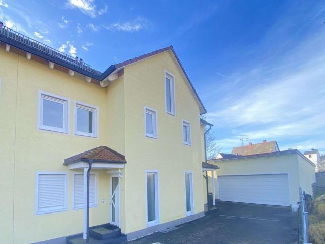 Wohnung kaufen in Rednitzhembach, Bayern