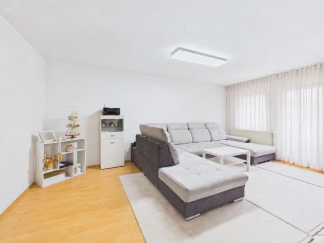 Wohnung kaufen in Neckarrems, Landkreis Ludwigsburg