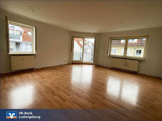 Etagenwohnung kaufen in Sachsenheim, Sport- und Schulzentrum