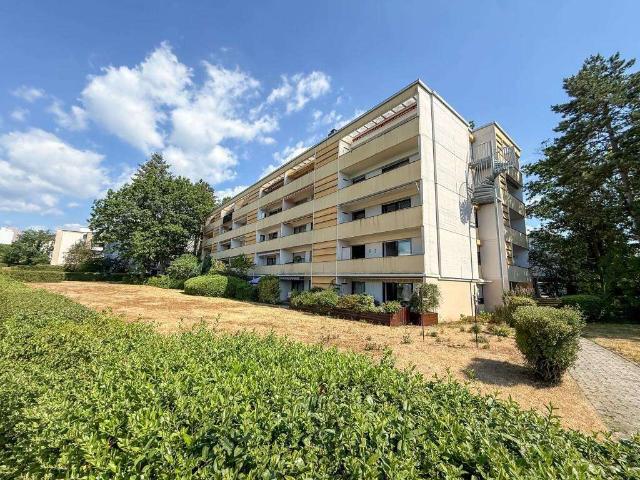 Wohnung kaufen in Schwalbach, Hessen