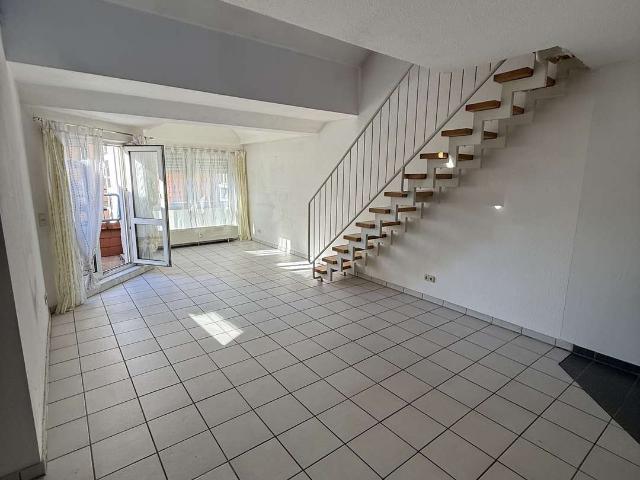 Wohnung kaufen in Schwalbach, Hessen