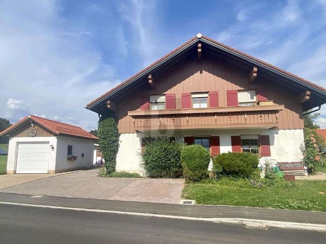 Wohnung kaufen in Stiefenhofen, Bayern