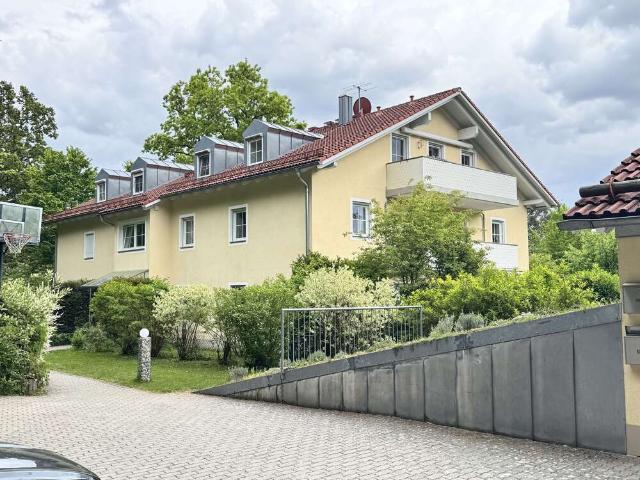 Wohnung kaufen in Straßlach-Dingharting, Bayern
