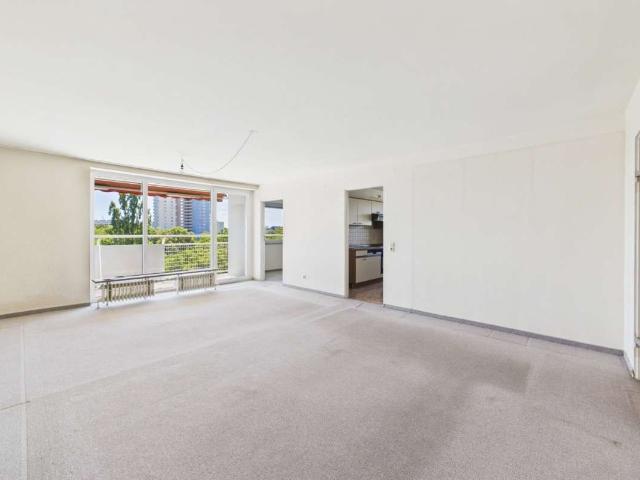 Wohnung kaufen in Lauchäcker, Stuttgart