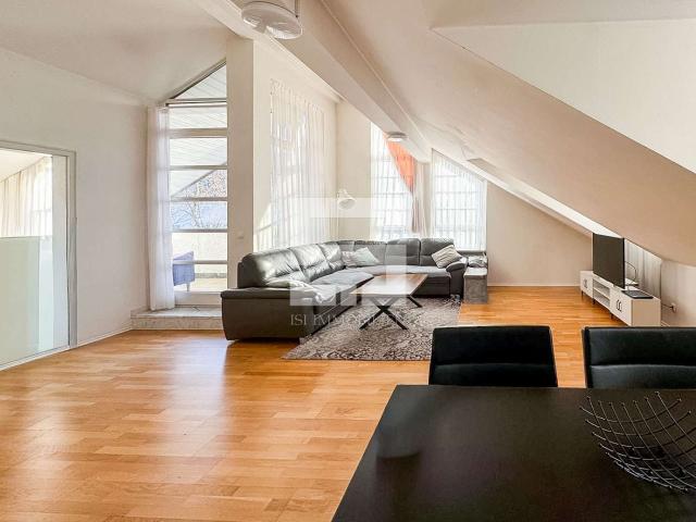 Wohnung kaufen in Am Klosterfeld, Unterhaching