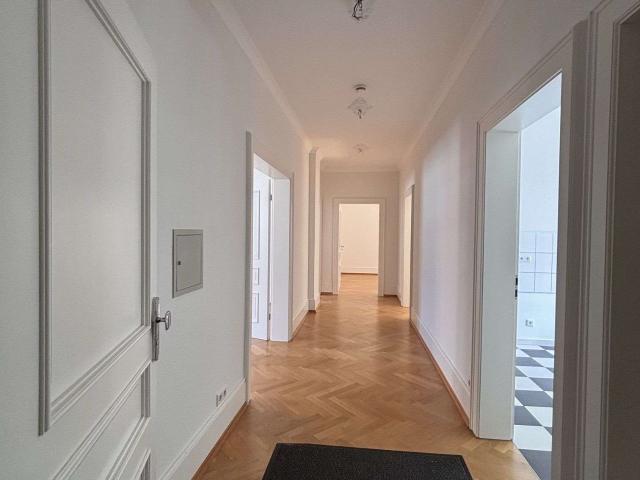Wohnung kaufen in Biebrich, Wiesbaden