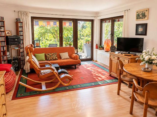 Wohnung kaufen in Versbach, Würzburg