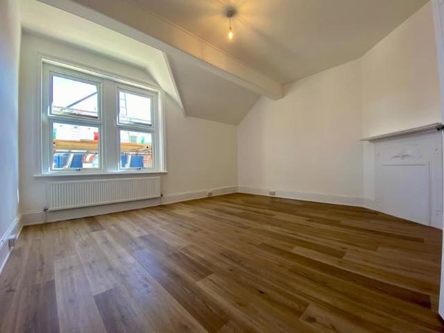 Apartment for rent in Horsell, Woking