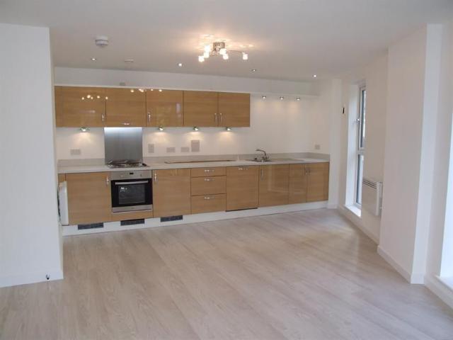 Apartment for rent in Horsell, Woking