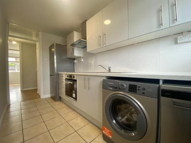 Apartment for rent in Horsell, Woking