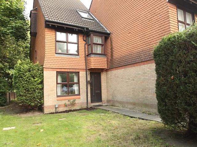 House for rent in Horsell, Woking