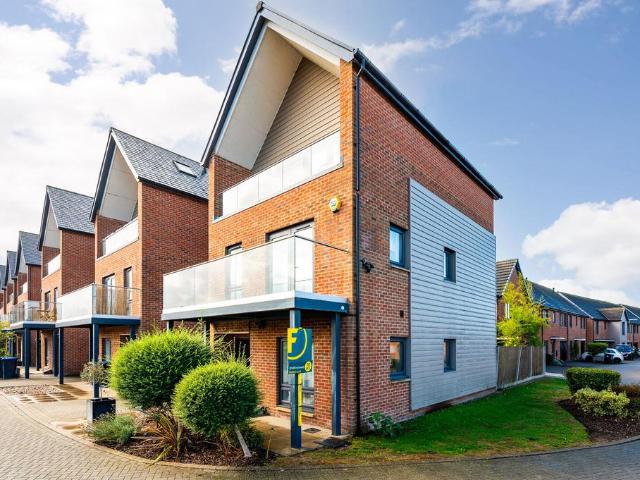 House for rent in Old Woking, Woking