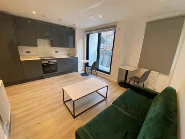 Apartment for rent in Horsell, Woking