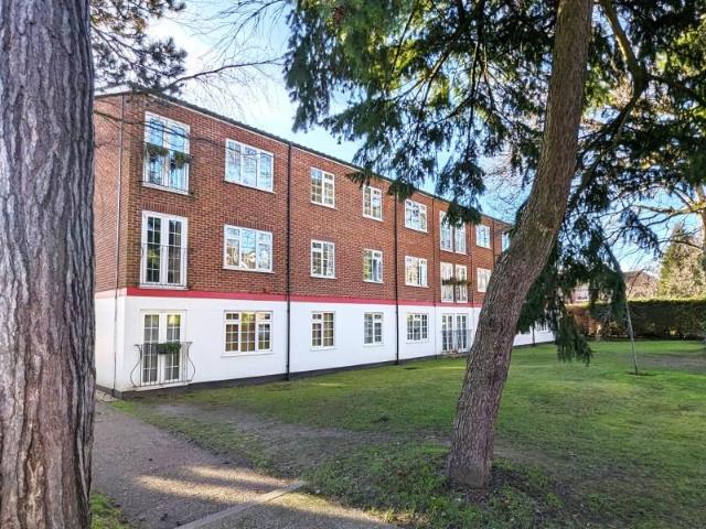 Apartment for rent in Westfield, Woking