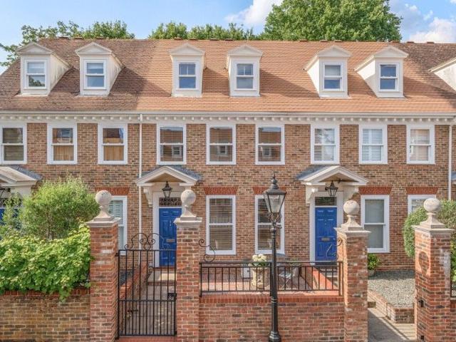 House for rent in Horsell, Woking