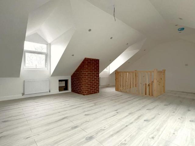 Apartment for rent in Emmbrook, Wokingham