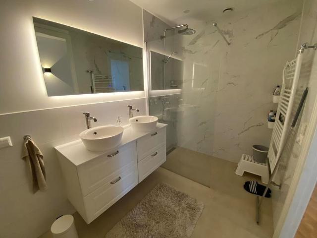 Appartement te huur in Sloten, Amsterdam