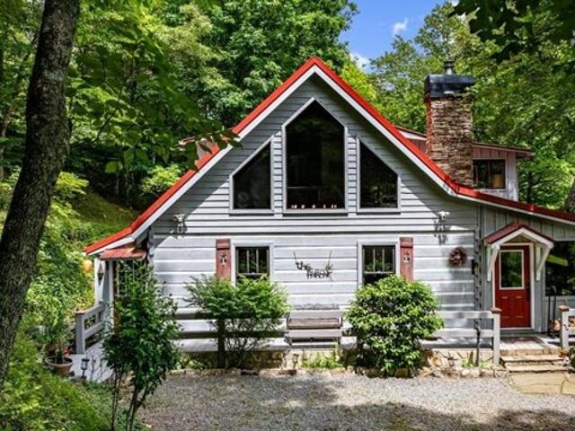 House for sale in Mineral Bluff