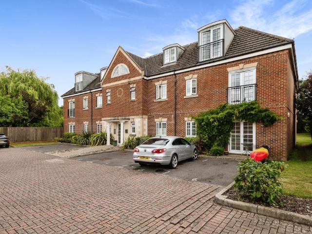 Apartment for rent in East Broyle, Chichester