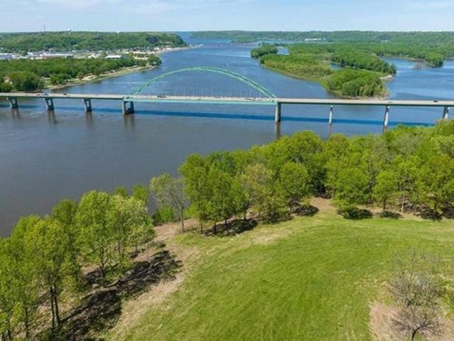Land for sale in Hazel Green, Wisconsin