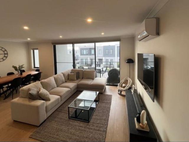 Room for rent in Camerons Creek, Victoria